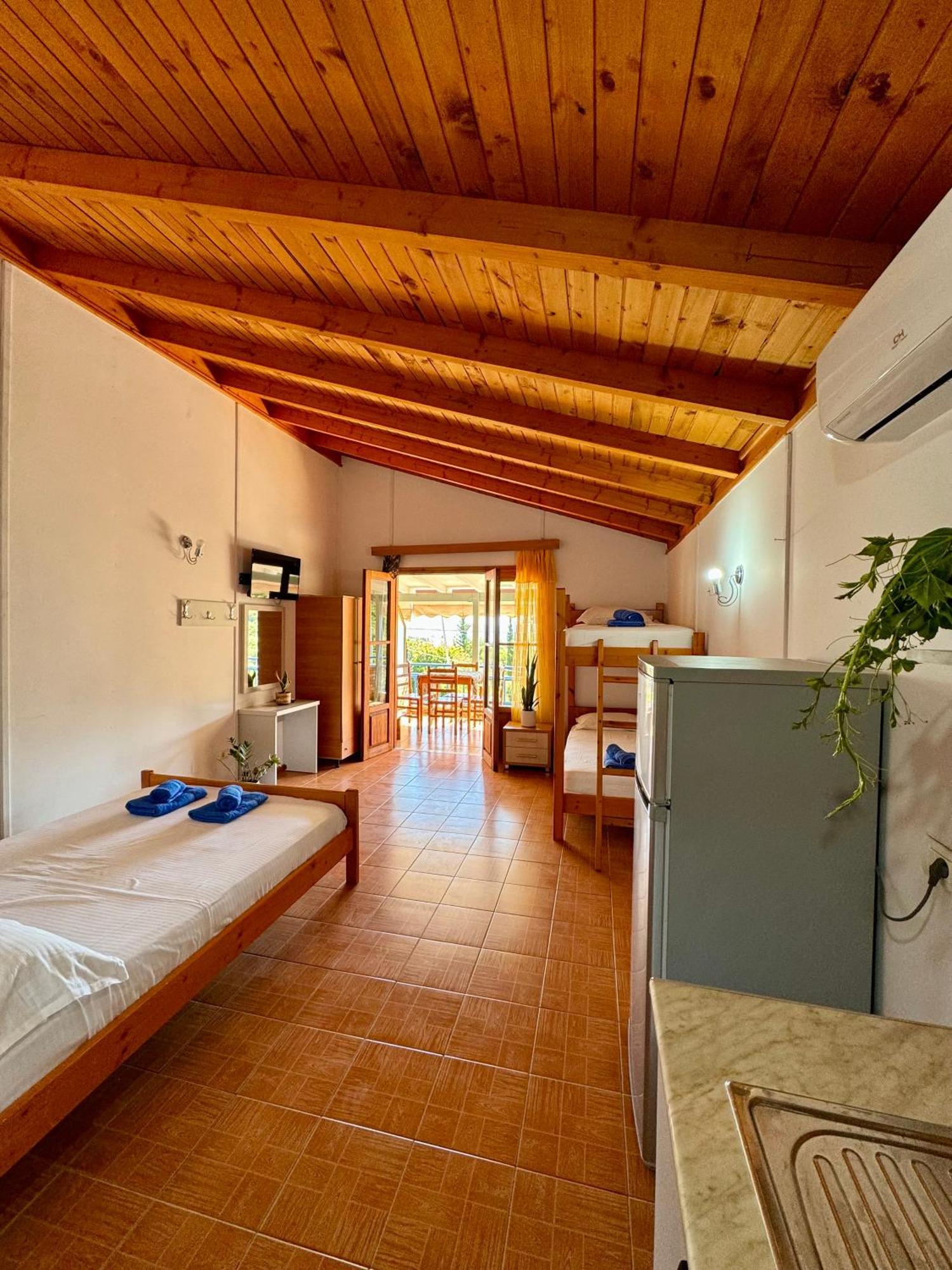 Guesthouse Rondo Хімара Екстер'єр фото