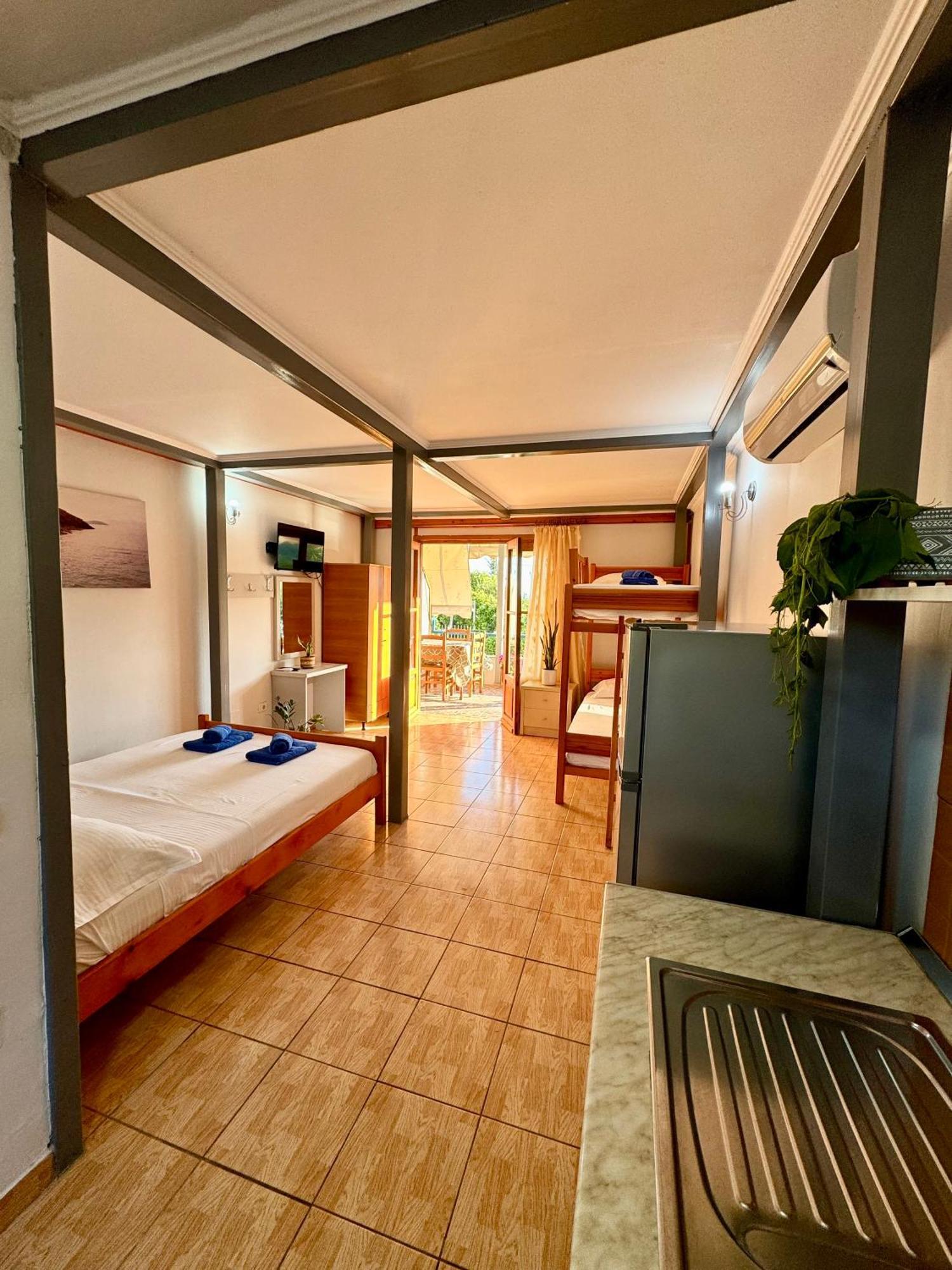 Guesthouse Rondo Хімара Екстер'єр фото