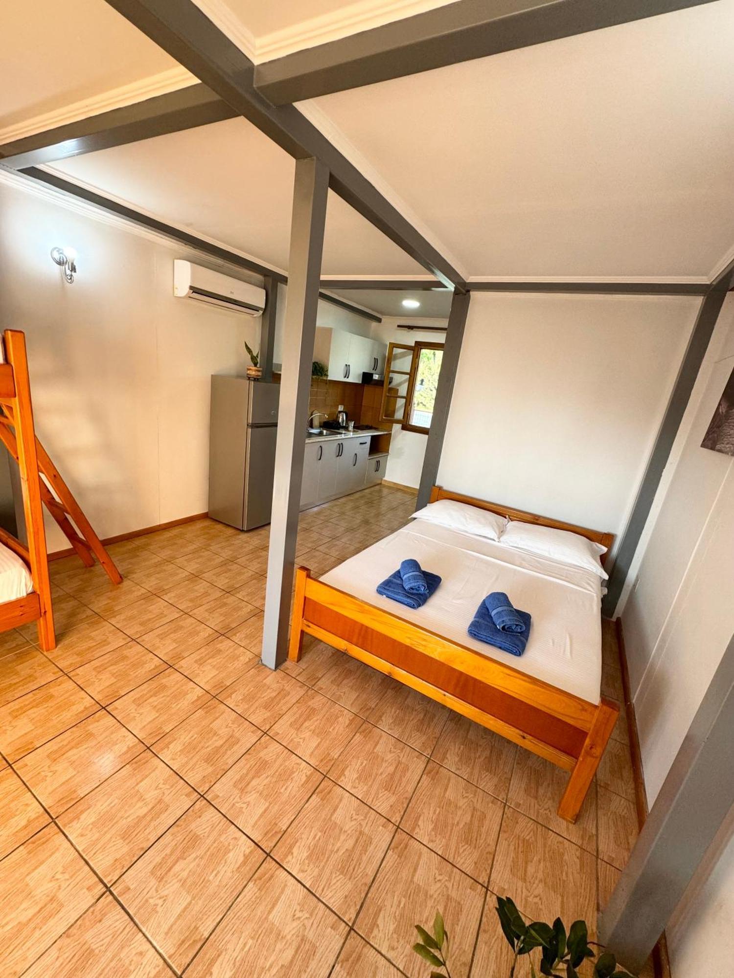 Guesthouse Rondo Хімара Екстер'єр фото