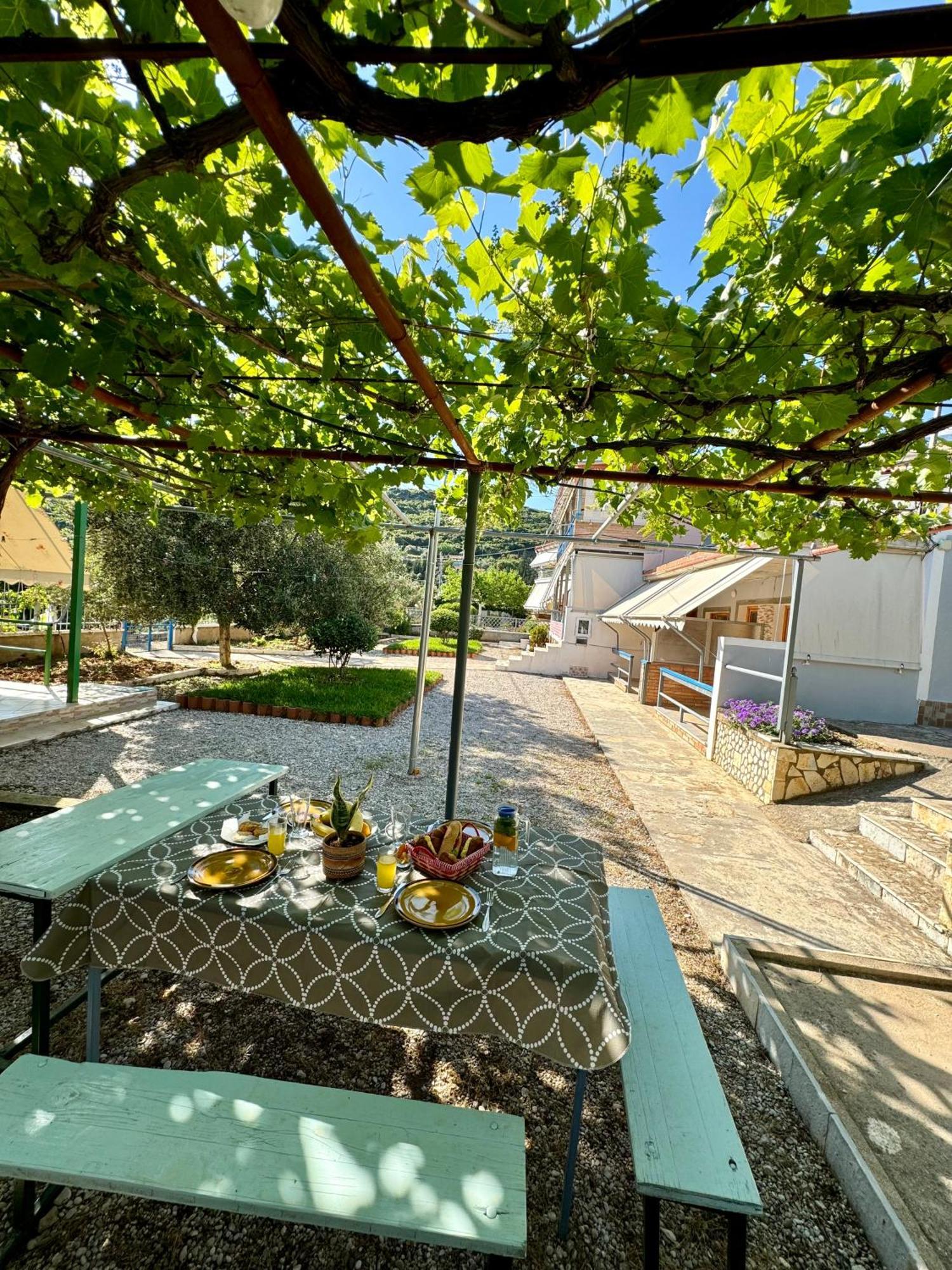 Guesthouse Rondo Хімара Екстер'єр фото